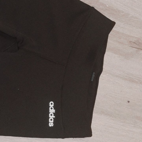Adidas black Capri leggings - Picture 2 of 4
